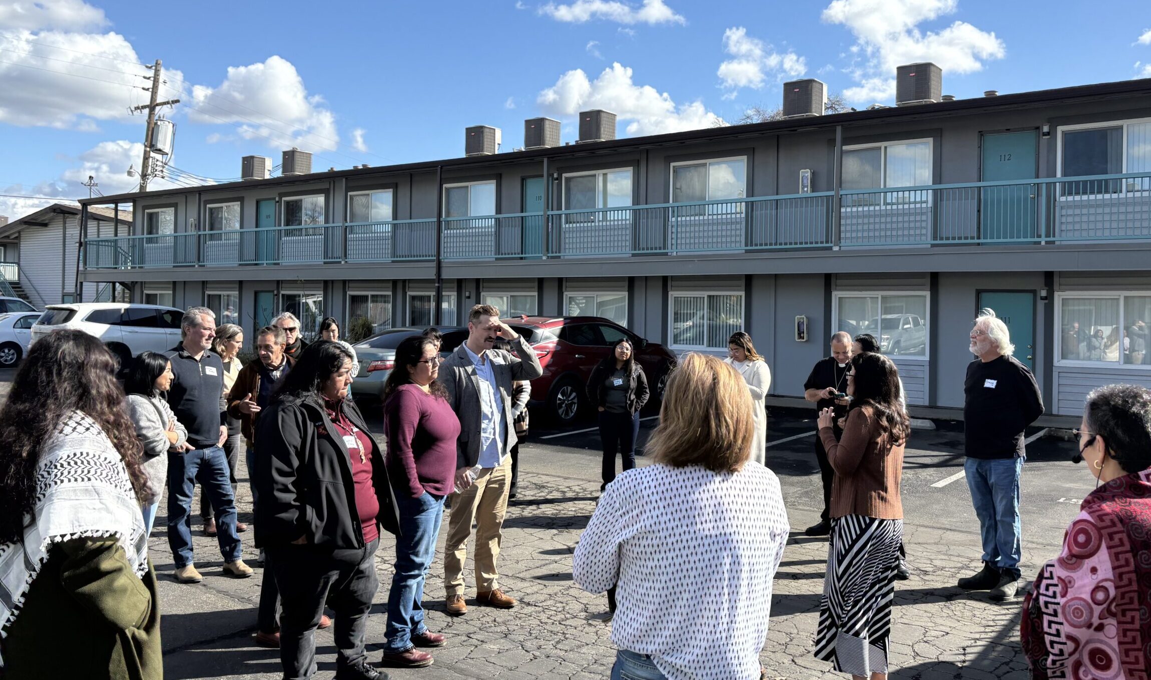 Tour and workshop in Stockton at APSARA 260-unit complex